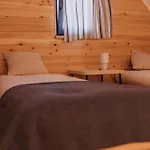 Dziadkowe Poletko Nyaraló *